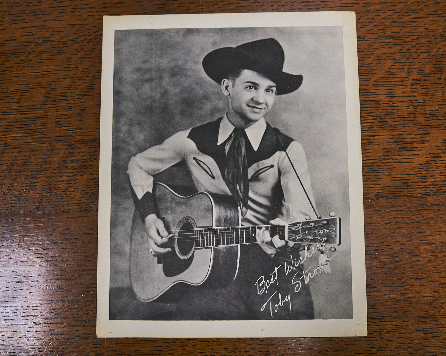Toby Stroud poses with his pre-war Martin D-45 in this classic promotional photo