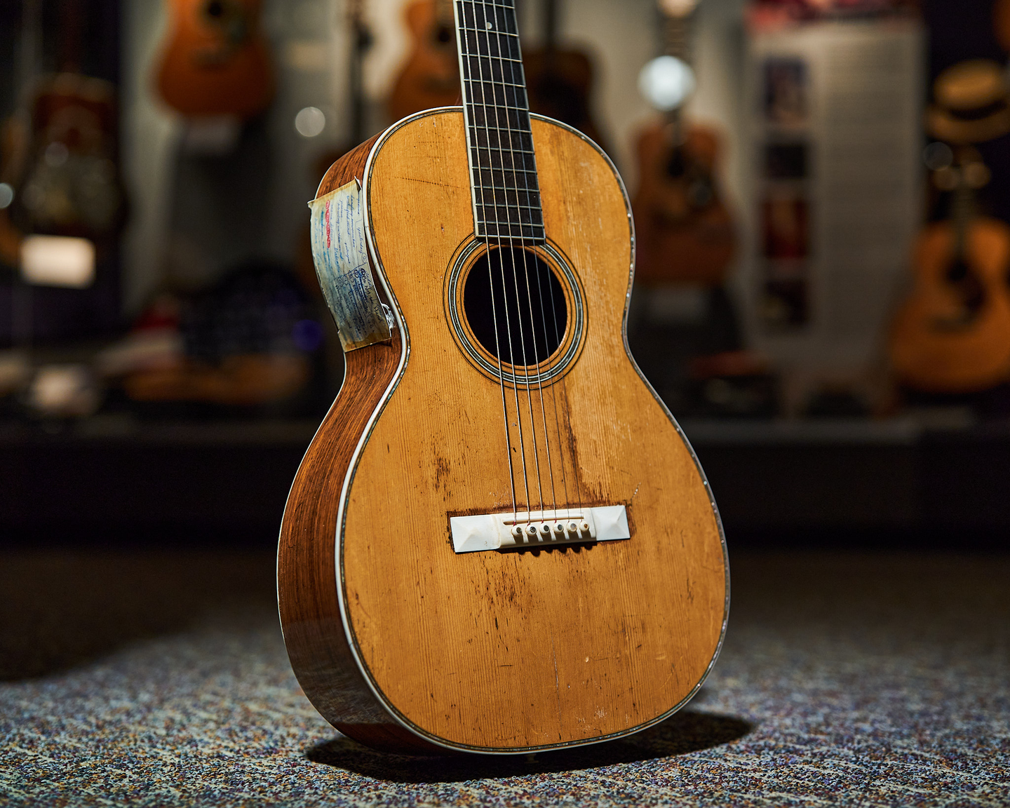 Photo of an acoustic guitar