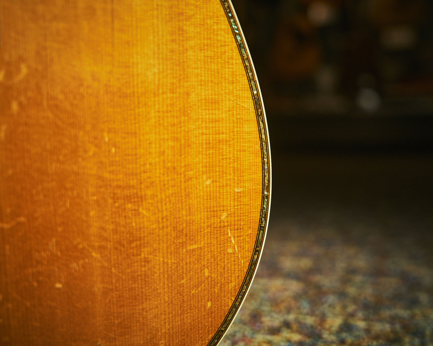 Bottom corner of the front of a pre-war D-45