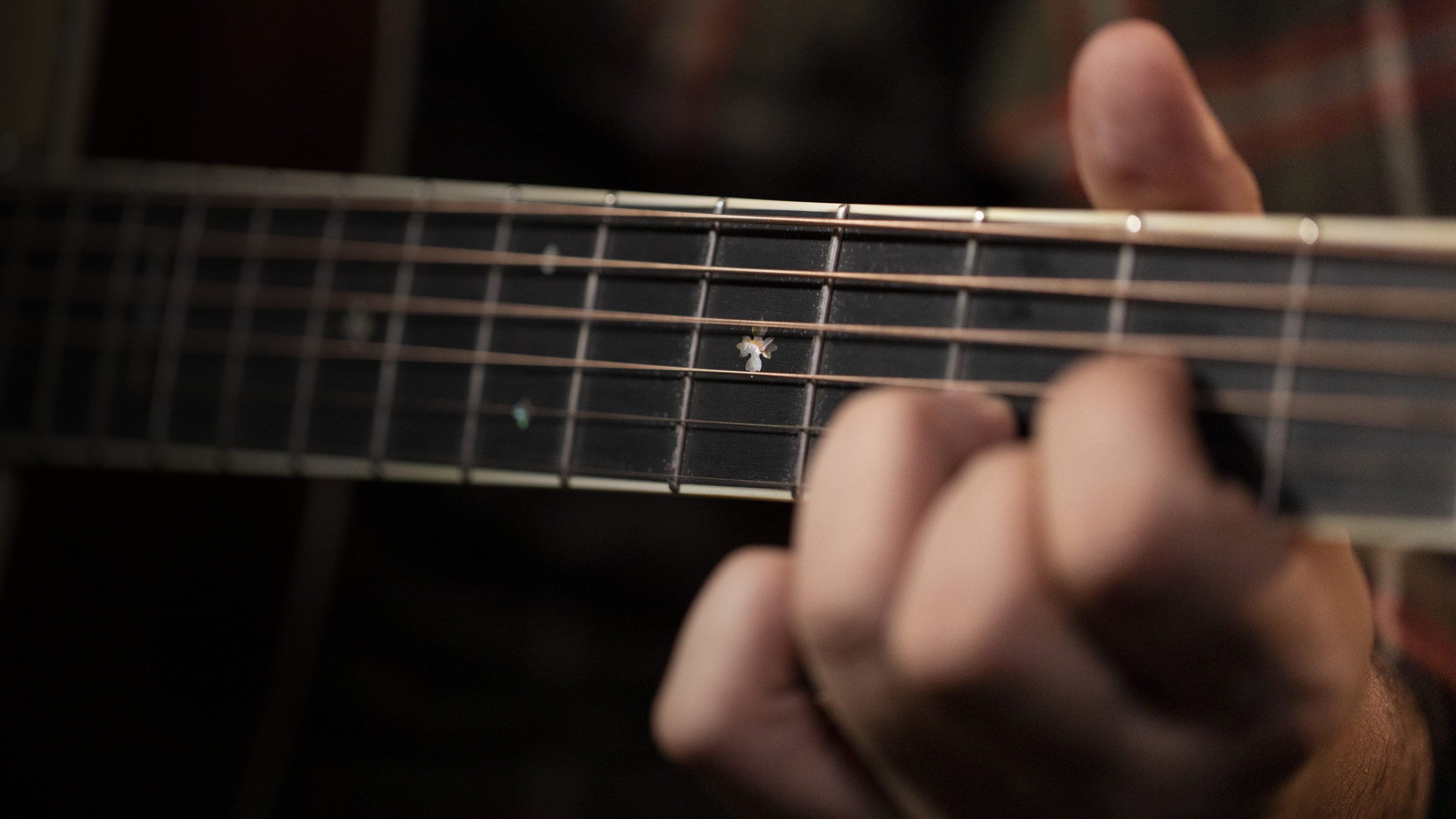 Retro® Acoustic Guitar Strings | Acoustic | Martin Guitar