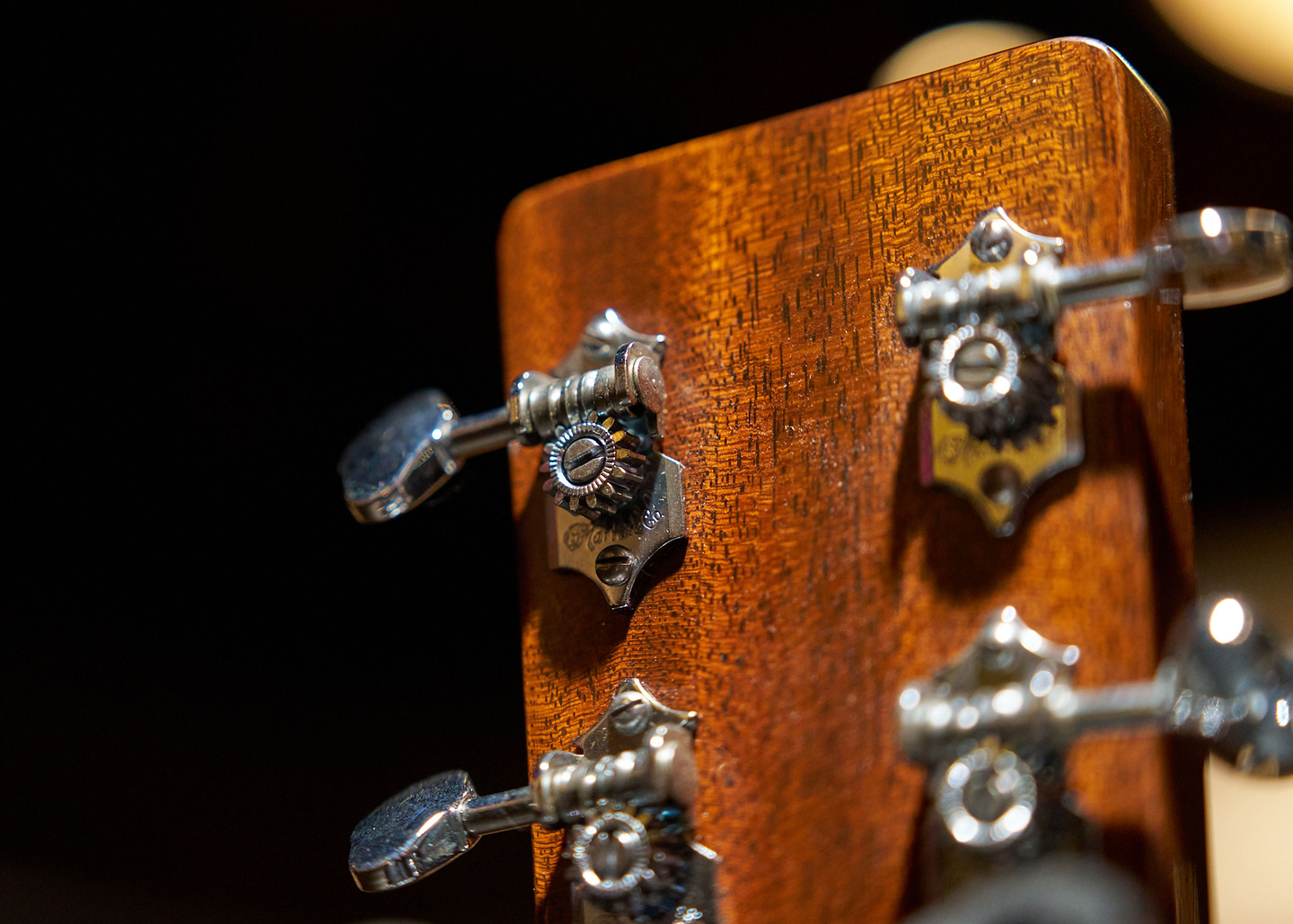Acoustic guitar tuners