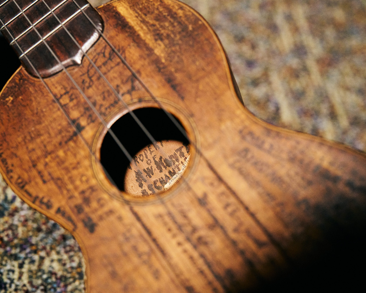 Soundhole of Konter's ukulele