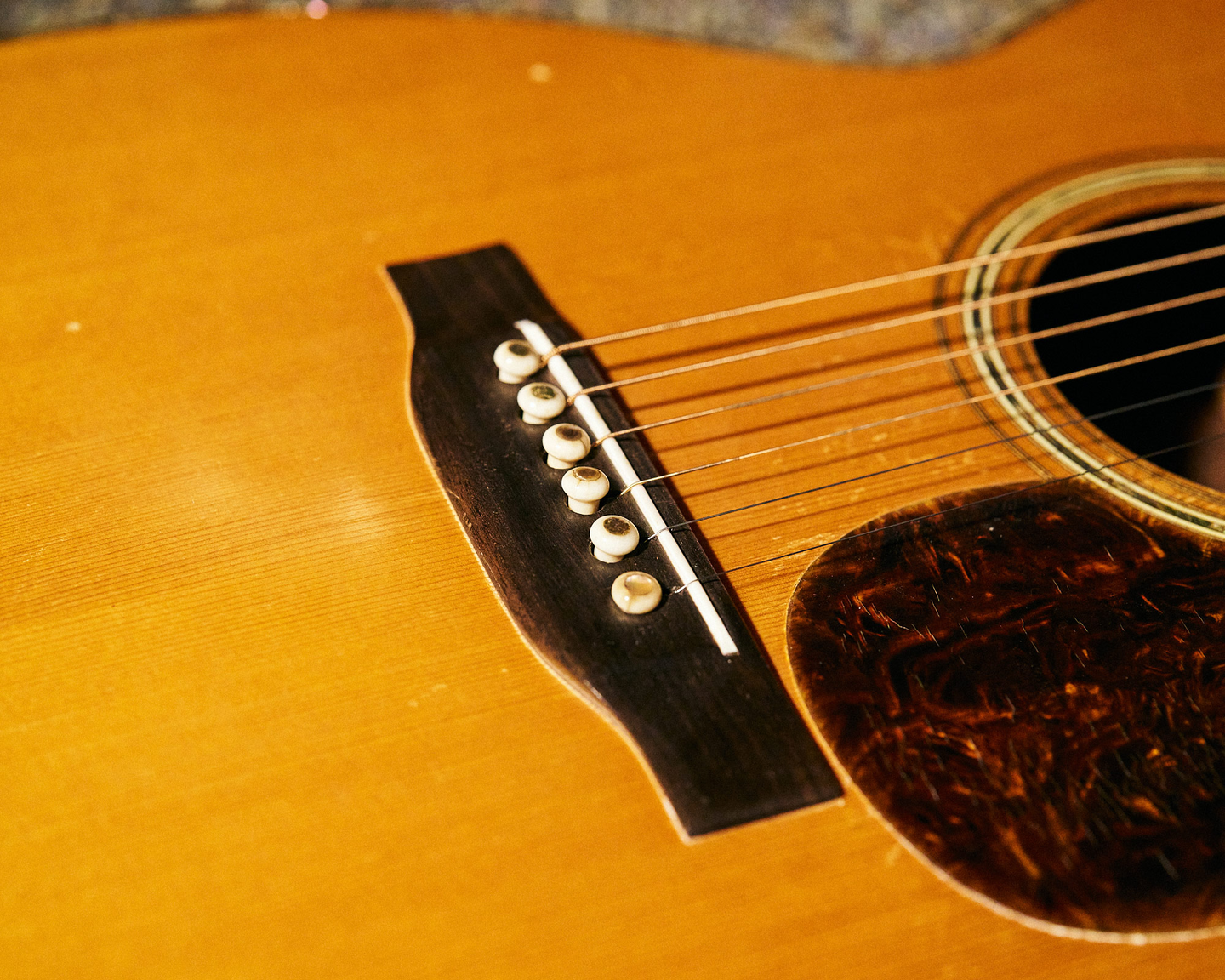 DeGrote's guitar at the Martin Museum