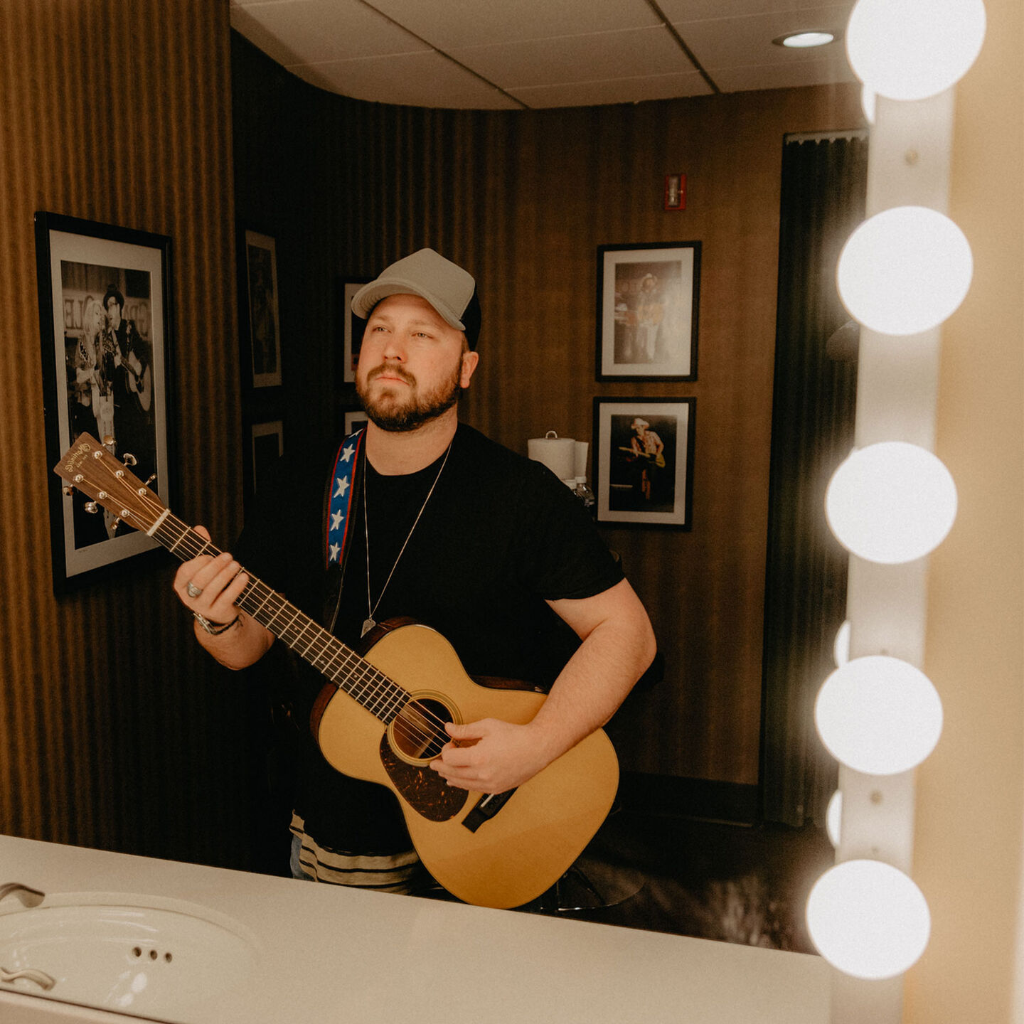 Mitchell Tenpenny