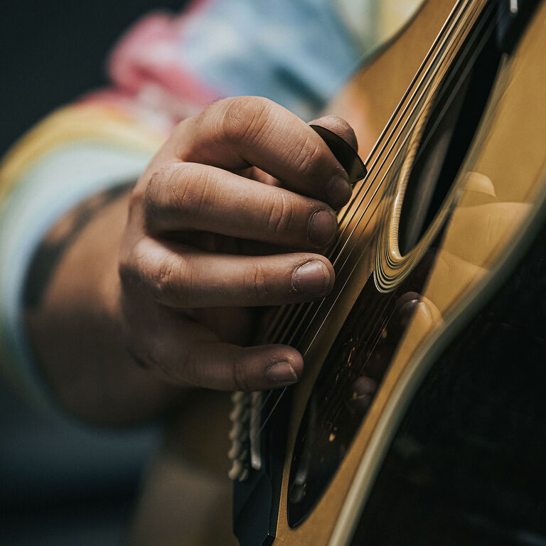 Guitar Pick Buying Guide