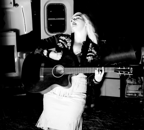 Elle King