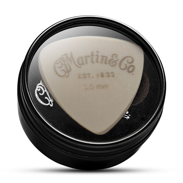 LUXE MARTIN™ Contour Pick | LUXE BY MARTIN® | Martin Guitar