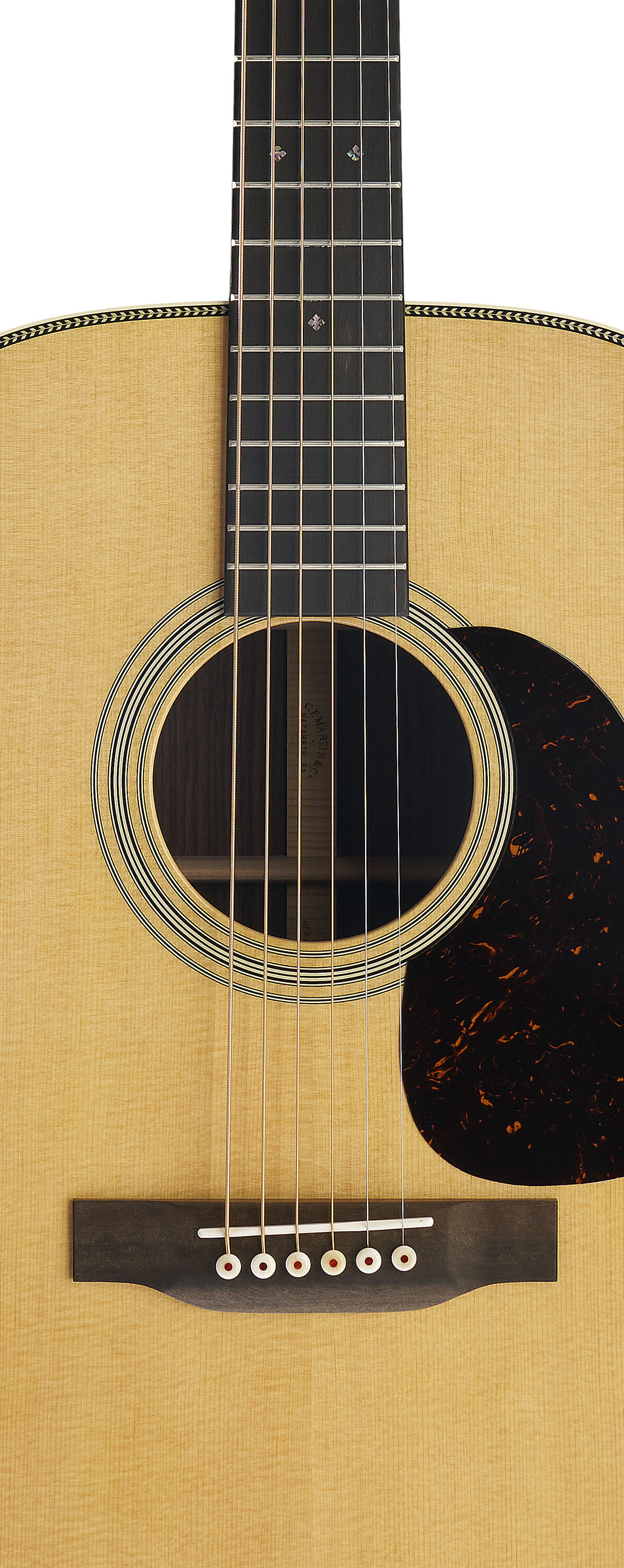 Martin HD-28 Acoustic Guitar | Martin Guitar