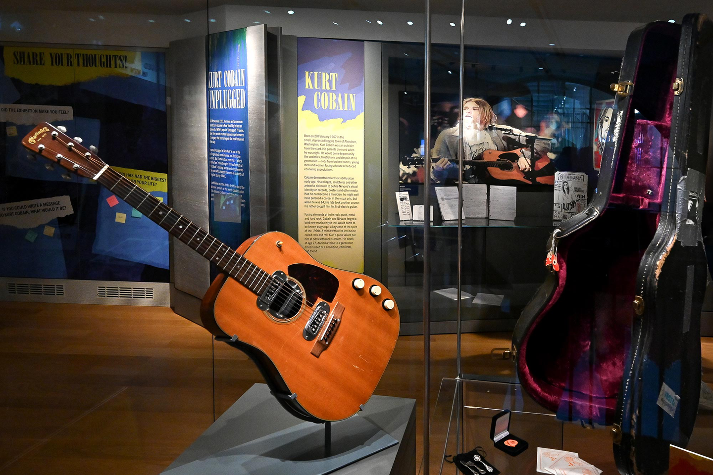 Kurt Cobain's Martin guitar