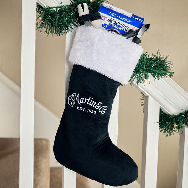 Martin Holiday Accessory Pack image number 0