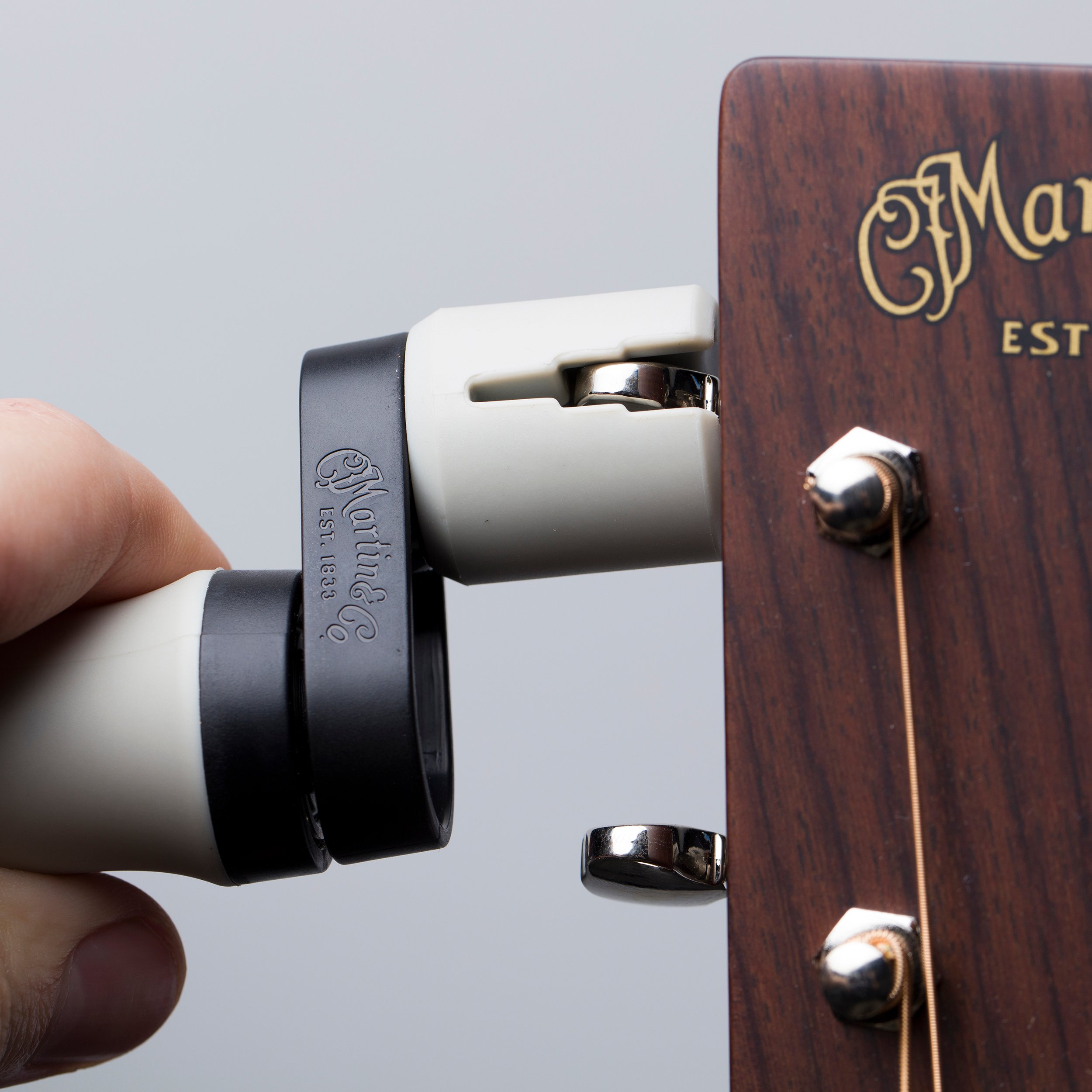 Acoustic guitar string winder discount