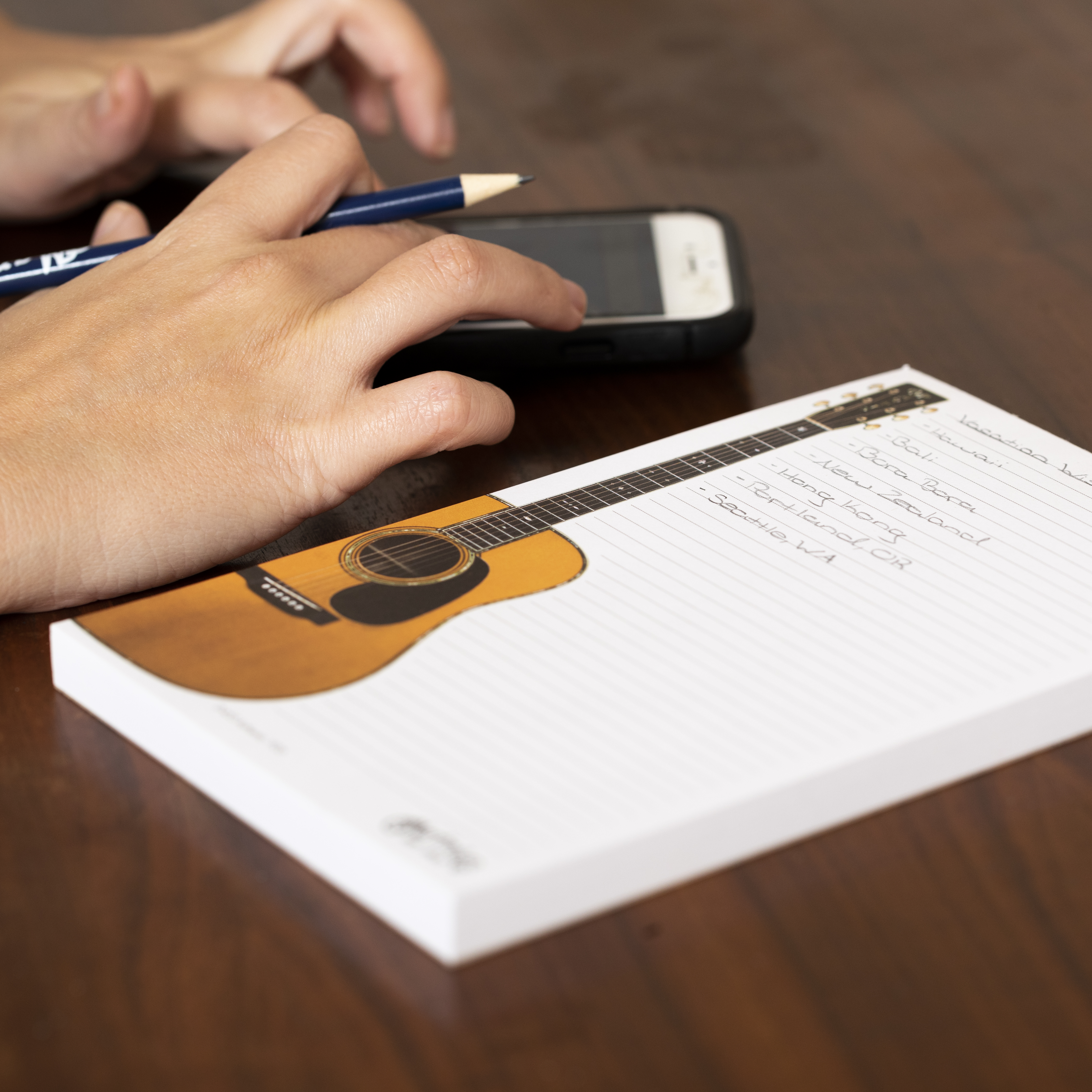 Martin Tablet image number 2