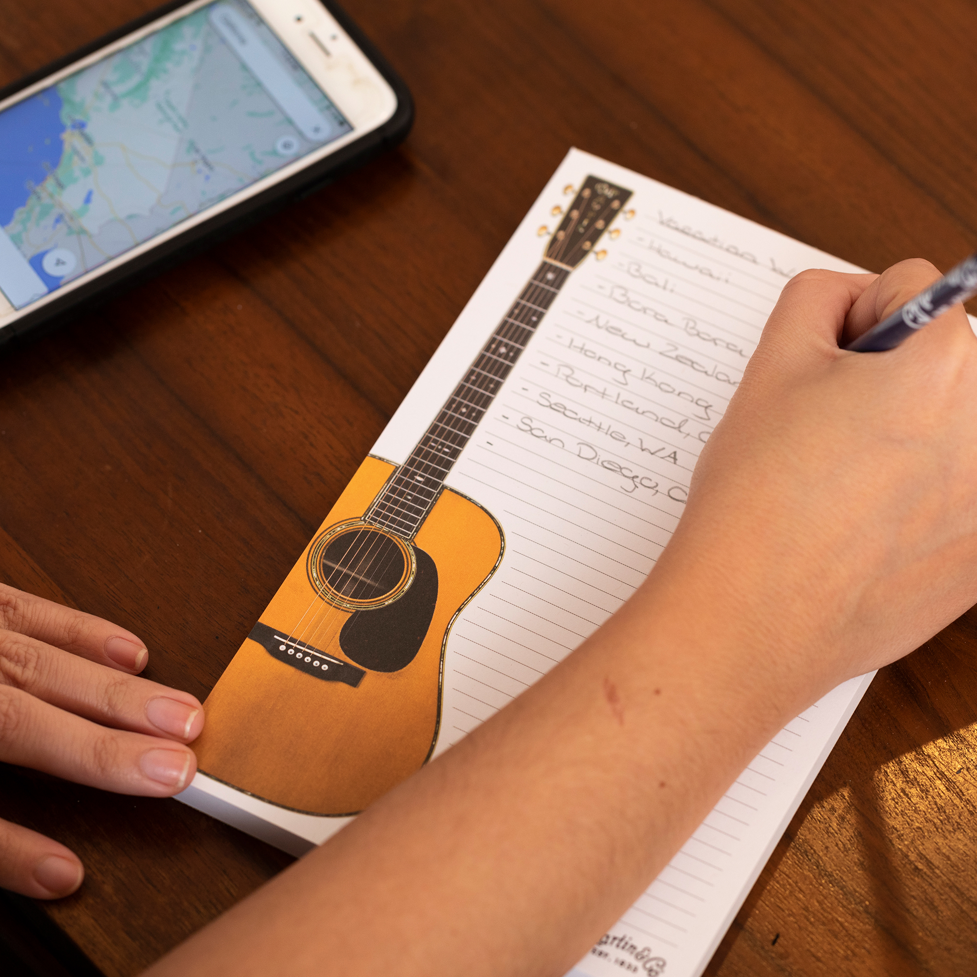 Martin Tablet image number 4